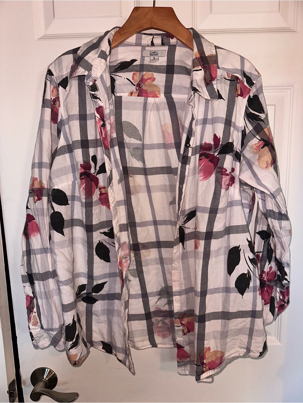 Croft & Barrow Flower top